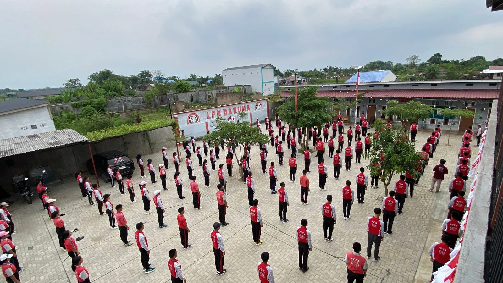 LAPANGAN UTAMA